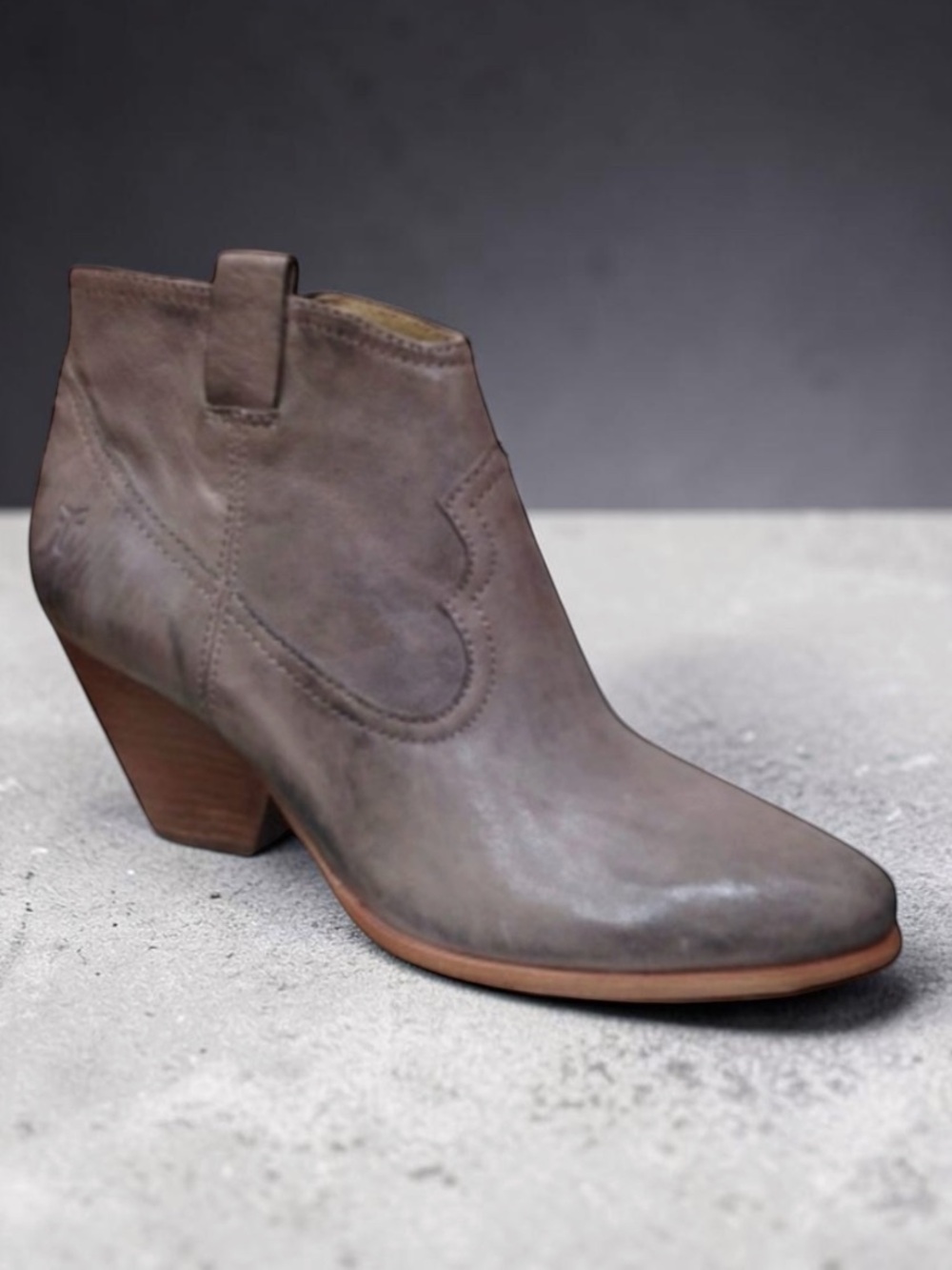 FRYE REINA WESTERN GREY BOOTIE SIZE 8.5